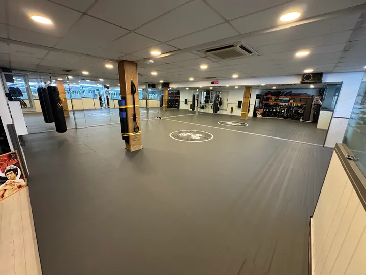 Gimnàs Alto Impacto — estudio de fitness-studio en Castelldefels — 3