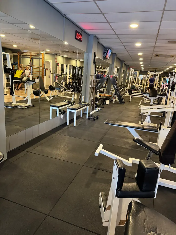 Gimnàs Alto Impacto — estudio de fitness-studio en Castelldefels — 5