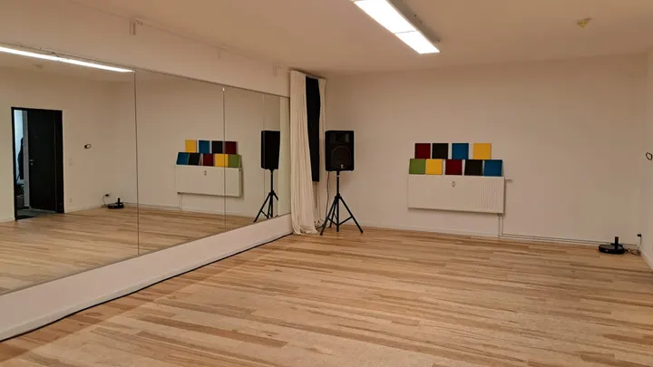 Blue Tap Steptanz Studio — Tanz in Friedrichshain, Berlin