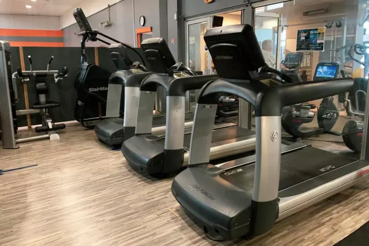 JBM — salle de fitness-studio à Montimaran, Béziers — 2