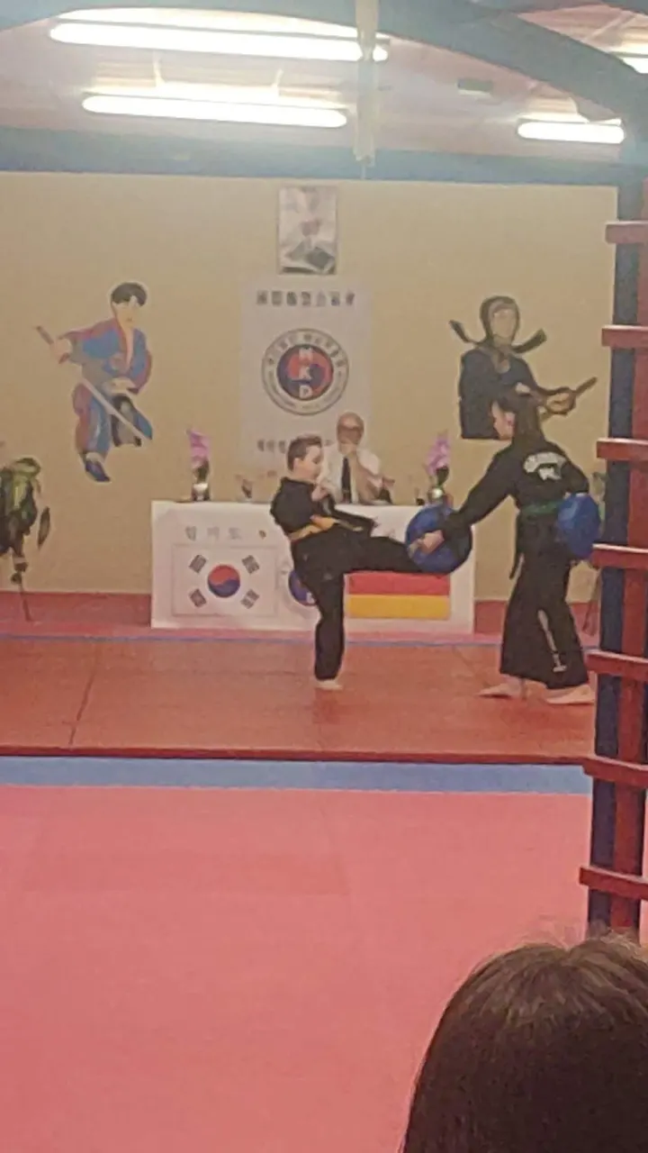 Kampfkunstschule Chong Yong — kampfsport-studio in Eschweiler-Dürwiß — 3