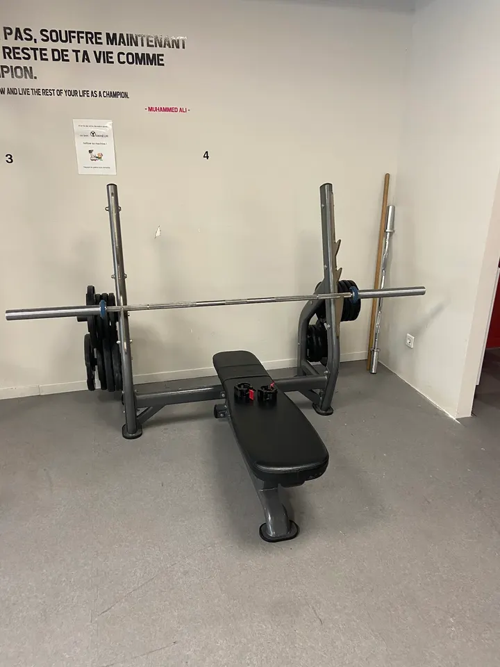 Yakha Sport Stade Nautique — salle de fitness-studio à Quartier Saint-Chamand, Avignon — 2
