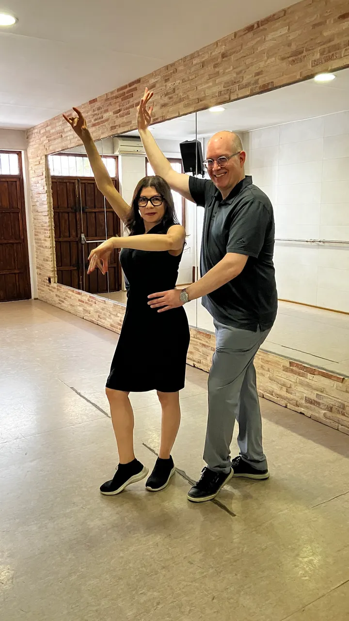Academia de Baile Juan Triana — baile-studio en San Vicente, Sevilla — 2