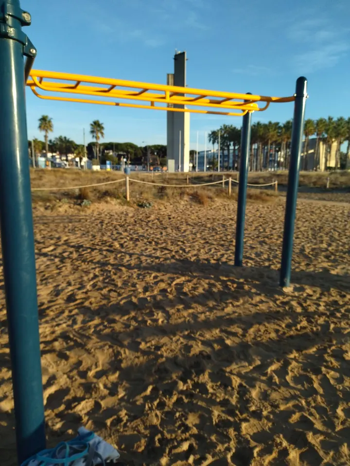 Street Workout — estudio de fitness-studio en Castelldefels — 4