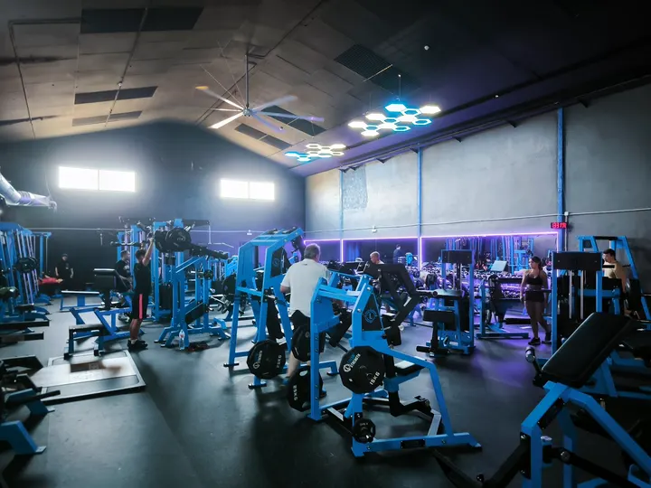 LIVIN' STRENGTH GYM — estudio de fitness-studio en Vereda de los Estudiantes, Leganés — 2