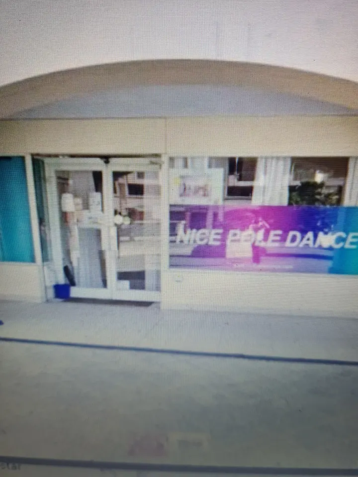 Nice Art Pole Dance — pole fitness-studio au Port, Nice — 2
