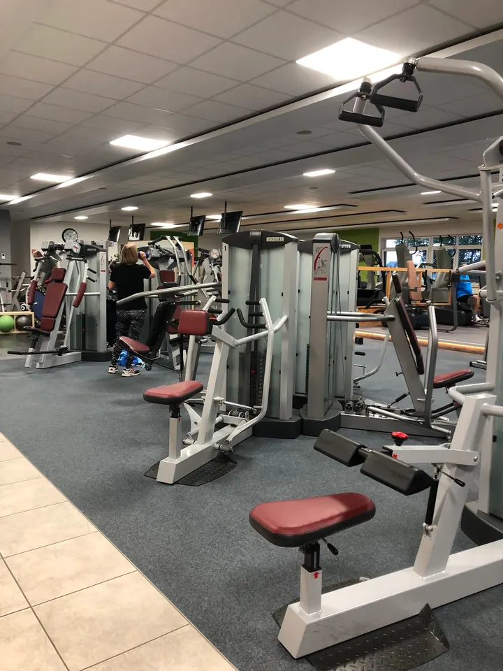 LOCAL GYM by Rehafit — Fitnessstudio in Oberes Riedwirtshaus, Günzburg