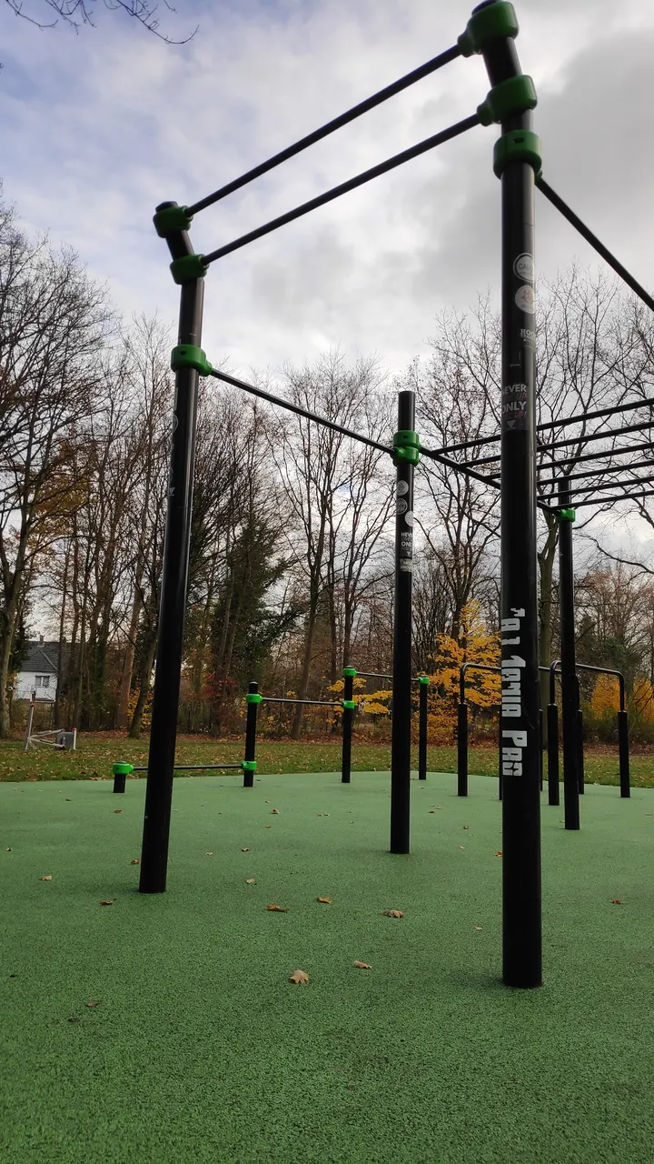 Calisthenics Park Gütersloh — calisthenics-studio in Gütersloh — 3