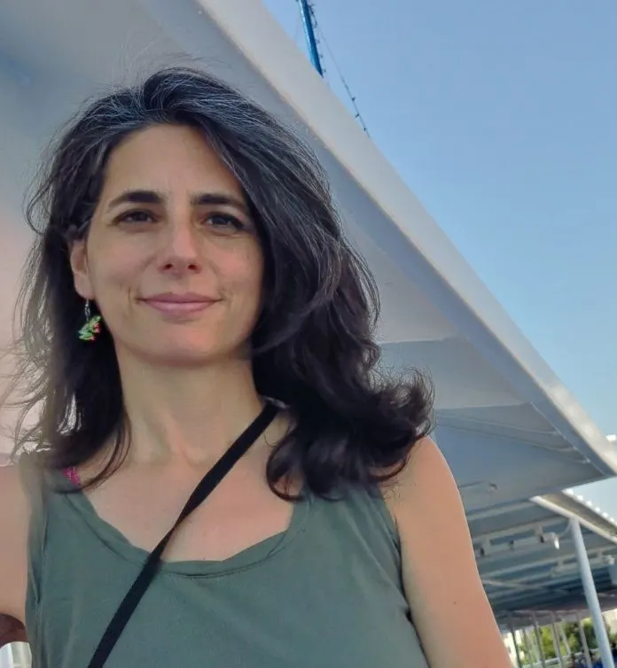 English Yoga Julie Blumenthal — Yoga in Kreuzberg, Berlin