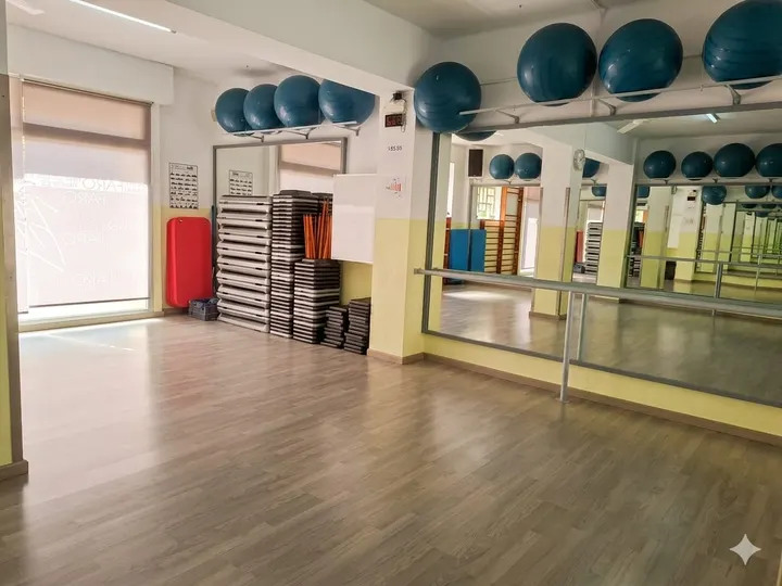 GIMNASIO FARO FITNESS CENTER — estudio de fitness-studio en Reus — 5