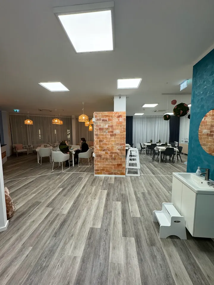 Meerraum Salzgrotte — Wellness in Eschborn