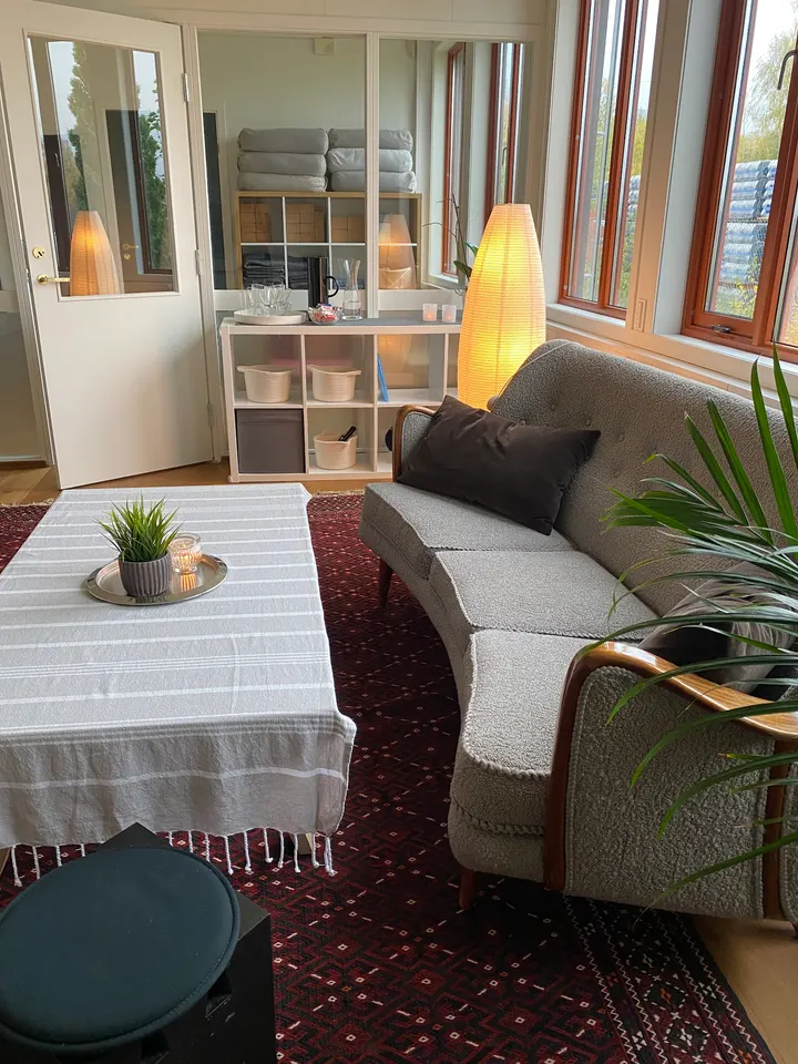 Yoga, Helse Og Livsstil /Stensvold — yoga-studio i BRUMUNDDAL — 2