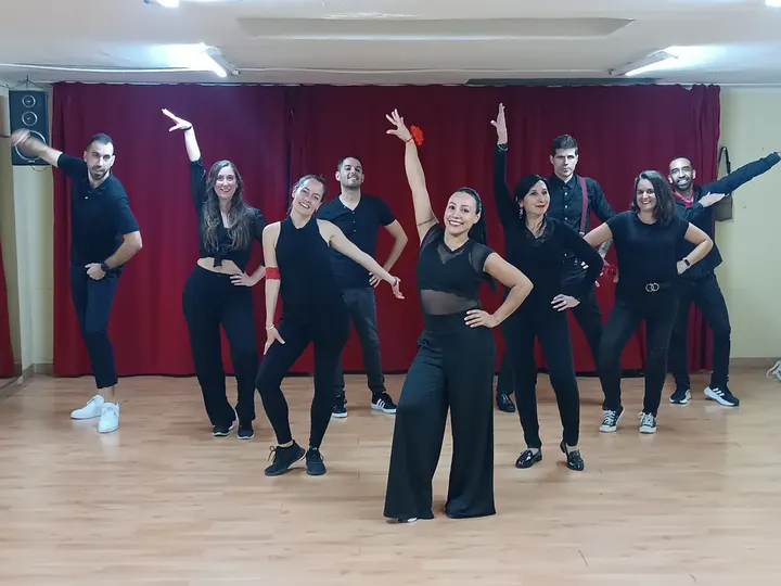 Academia Salsabana - Salsa y Bachata — baile-studio en Barcelona — 3