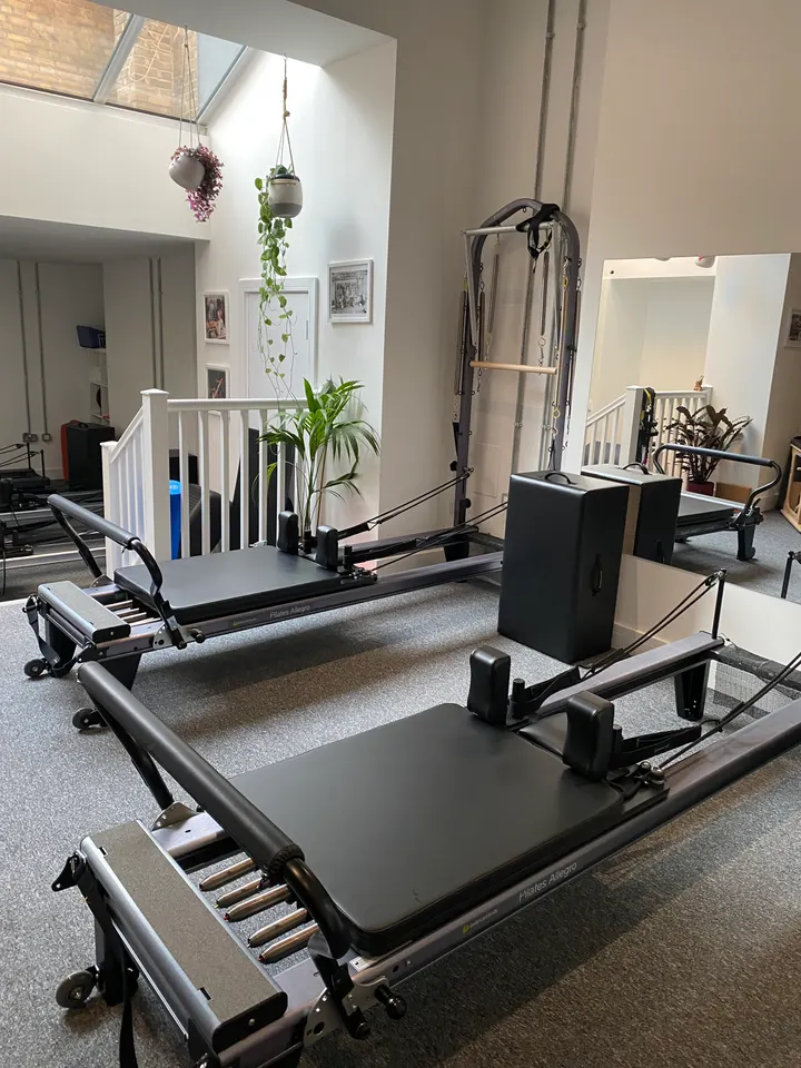 Curve Pilates — pilates-studio in London — 5