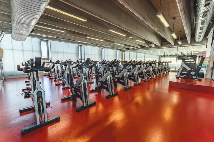 Gimnàs i Centre Esportiu Municipal Trèvol Lleida — Estudio de fitness en Lleida