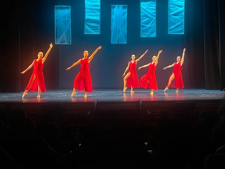 Estudio De Danza Esperanza De Los Reyes — Baile en Los Ángeles, Ciudad Real
