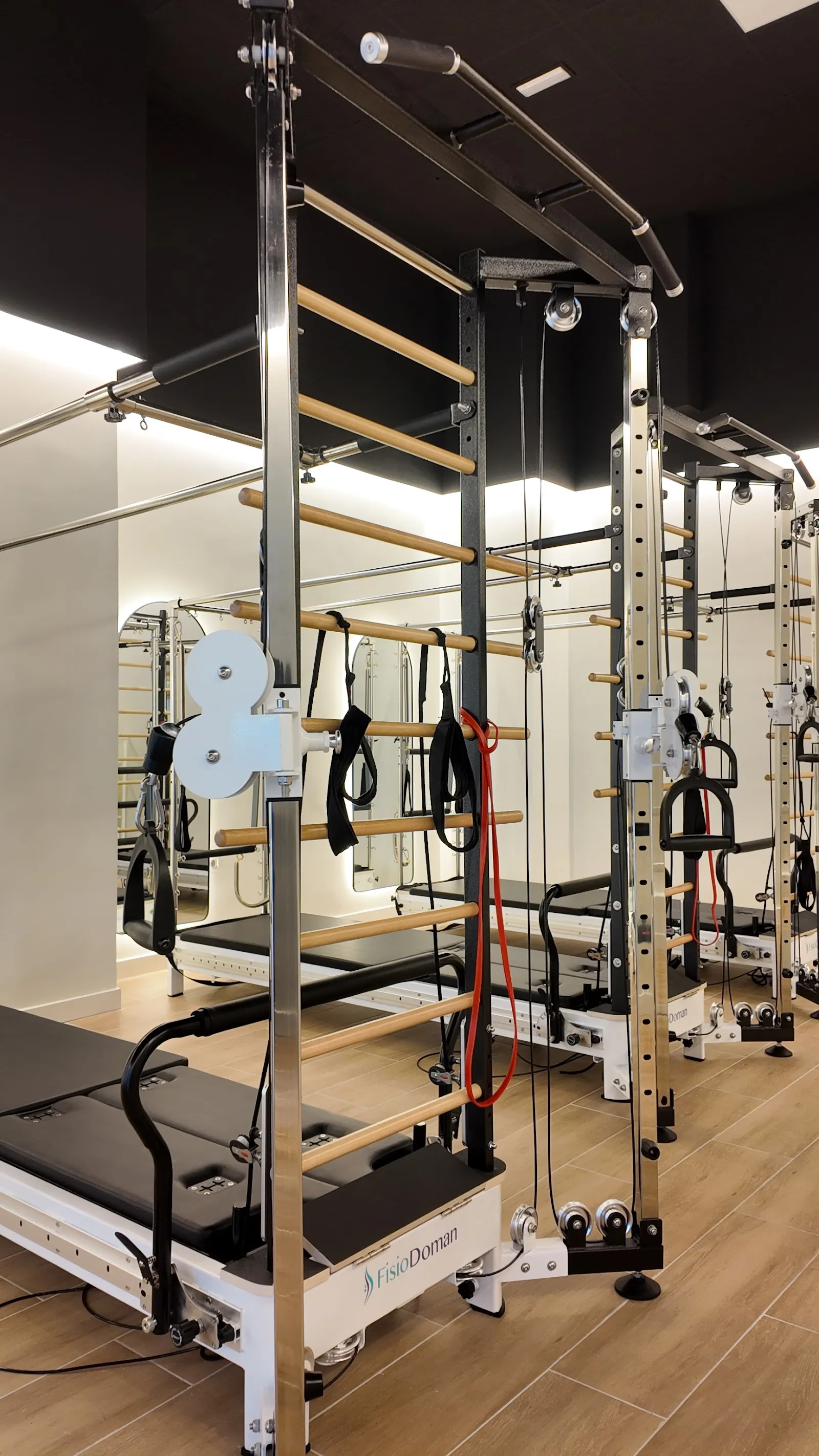 PILATES MÁQUINAS FisioDoman — pilates-studio en Móstoles — 2
