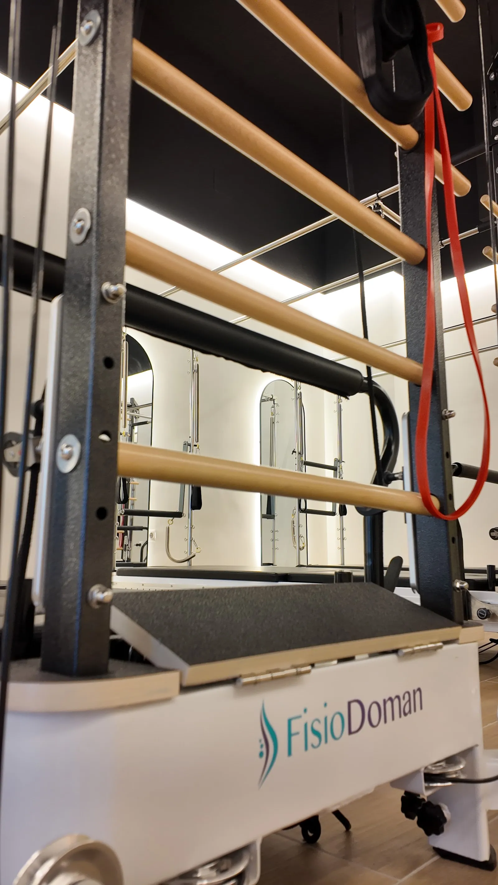 PILATES MÁQUINAS FisioDoman — pilates-studio en Móstoles — 3