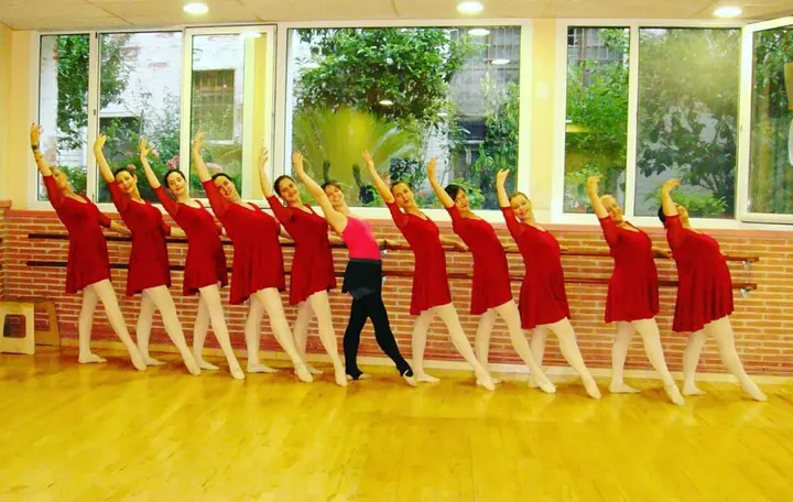 Escola De Dansa Julieta Soler — Baile en Valldaura, Manresa