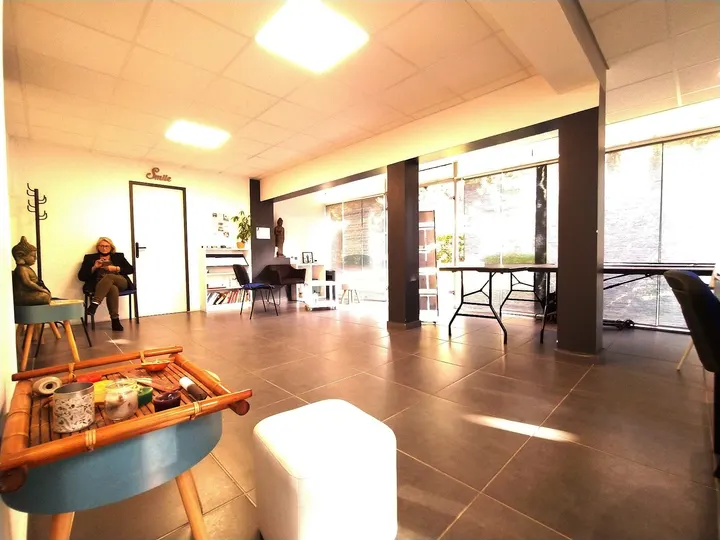 EssentiElles, votre parenthèse bien-être — bien-être-studio à 10e Arrondissement, Marseille — 2