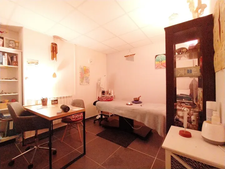 EssentiElles, votre parenthèse bien-être — bien-être-studio à 10e Arrondissement, Marseille — 3