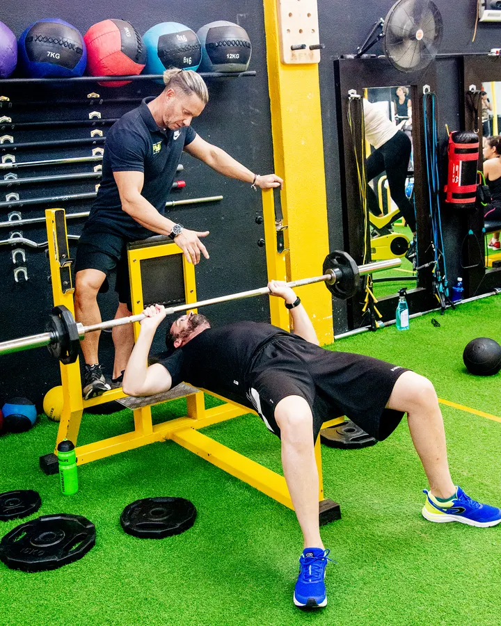 FYS PERSONAL TRAINERS — entrenamiento personal-studio en Madrid — 3