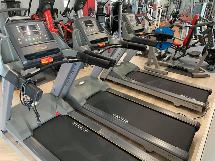 Fit Tonic — salle de fitness-studio à Saint-Brès — 5
