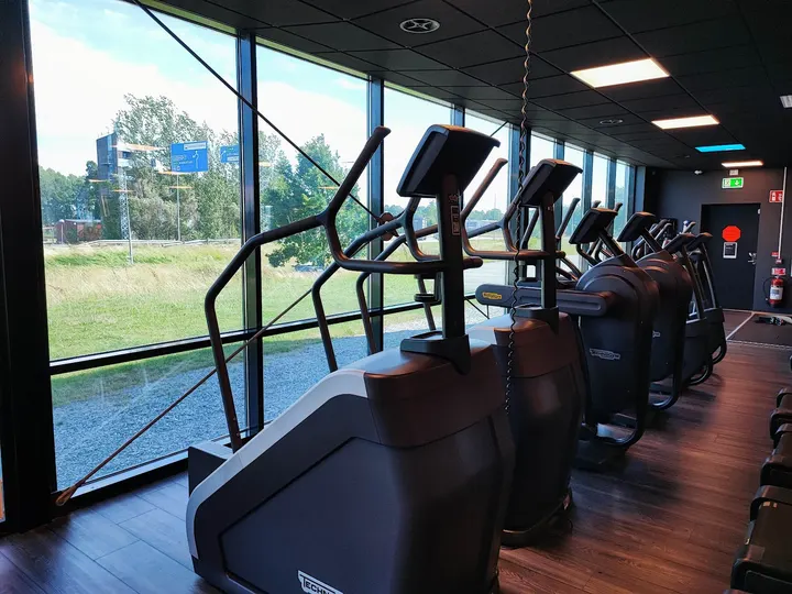 fitnessbillionaires — träningsstudio i Trollhättan — 3