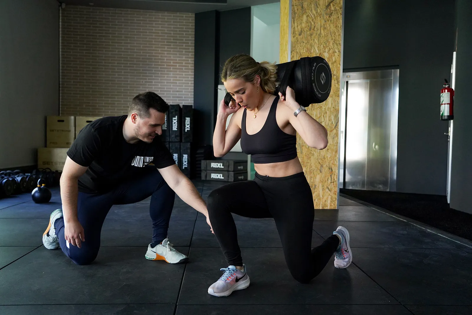 DOM Fitness Concept - Centro de entrenamiento en Zaragoza — träningsstudio-studio i Zaragoza — bild 4