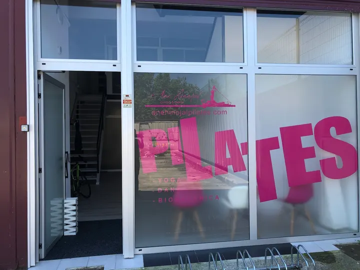 Ane Hinojal Pilates y Psicologia — Pilates en Belaskoenea, Irun
