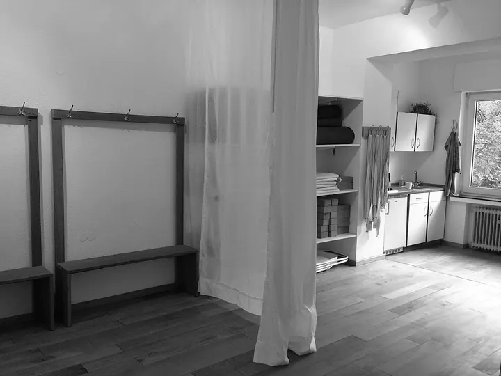 YOGA ABHYASA Schule für Shadow — Yoga in Unterbilk, Düsseldorf