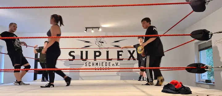 Suplexschmiede Wrestlingschool e.V. — kampfsport-studio in Lübeck — 2