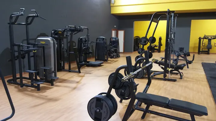 Huelva Ciudad Deportiva Av. Manuel Siurot — estudio de fitness-studio en Huelva — 4