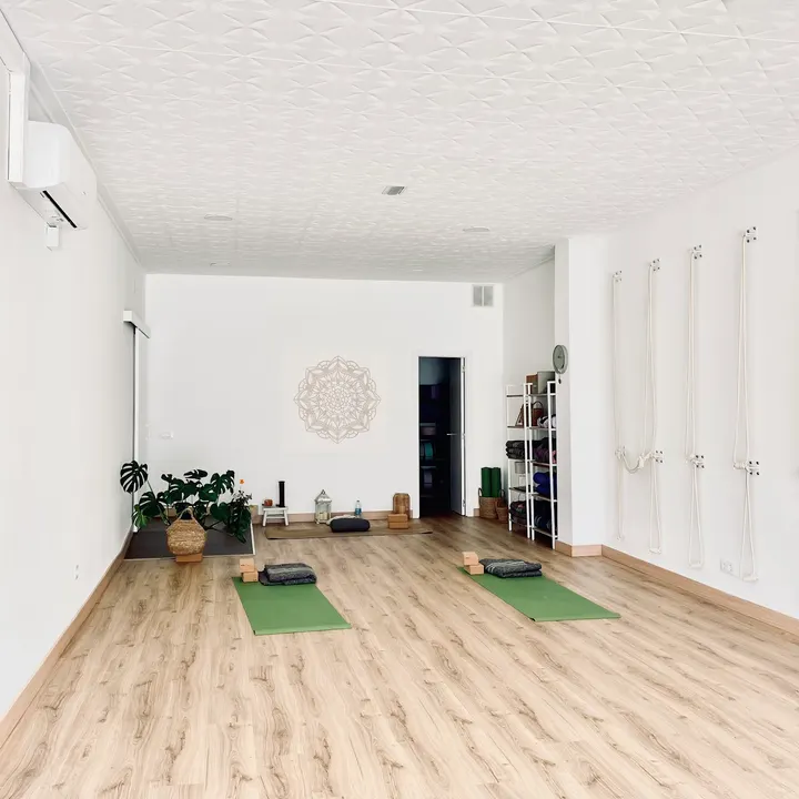 Susa Yoga — yoga-studio en el Mas Romeu, Lloret de Mar — 2