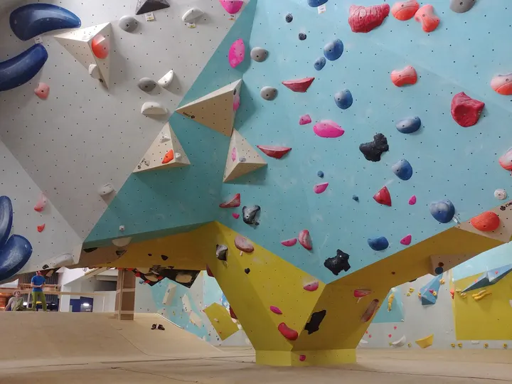 Boulderhalle Blockhaus Freiburg — bouldern-studio in Freiburg im Breisgau — 3