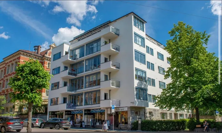 Aki Scarlet Yoga — yoga-studio i Frogner, Oslo — 2