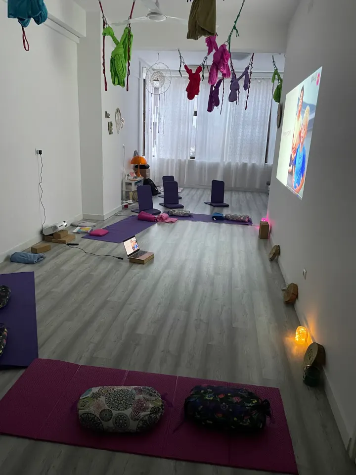 Shala Academia de Yoga — Breathwork em Quinta do Janeiro, Almada