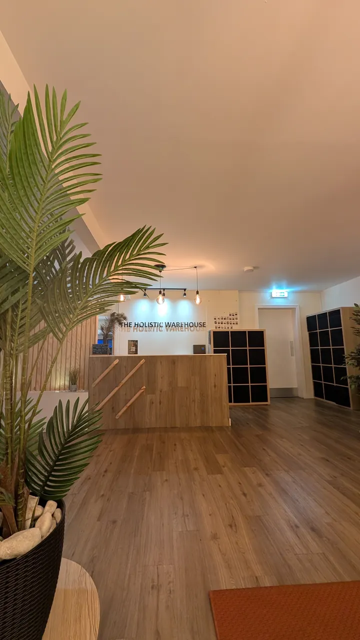 The Holistic Warehouse - Clydebank — fitness studio in Radnor Park, Clydebank — 2