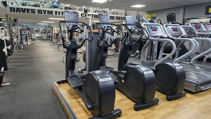 Dave's Gym Fitness Centre — Fitness Studio in Northwich