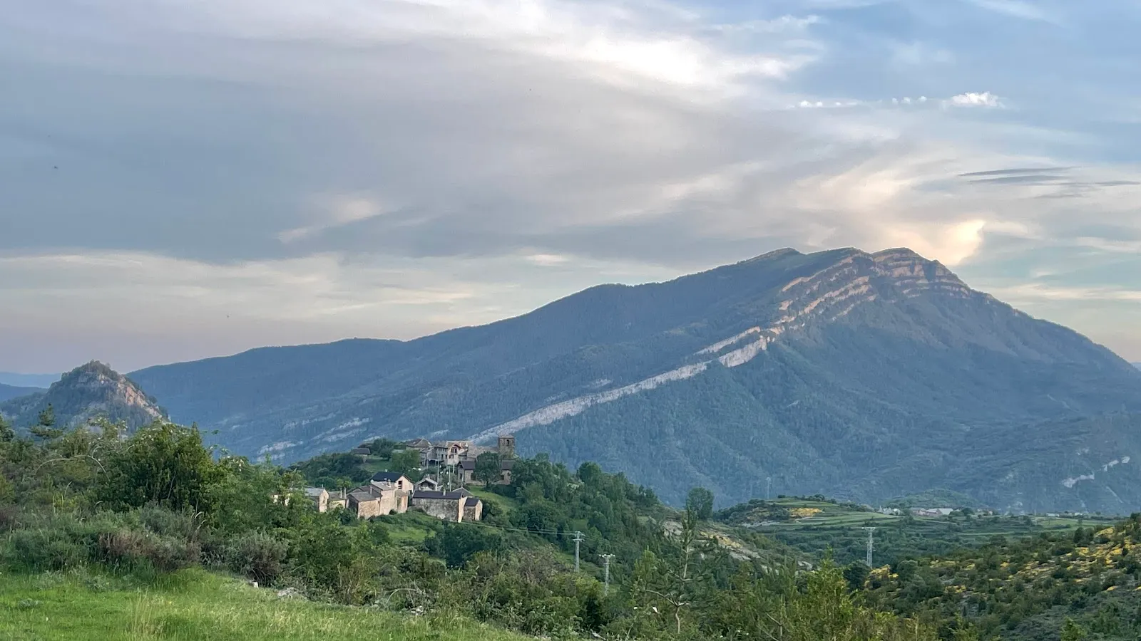 Casa Cuadrau Yoga Art & Nature In The Pyrenees — yoga-studio en Vió — 3