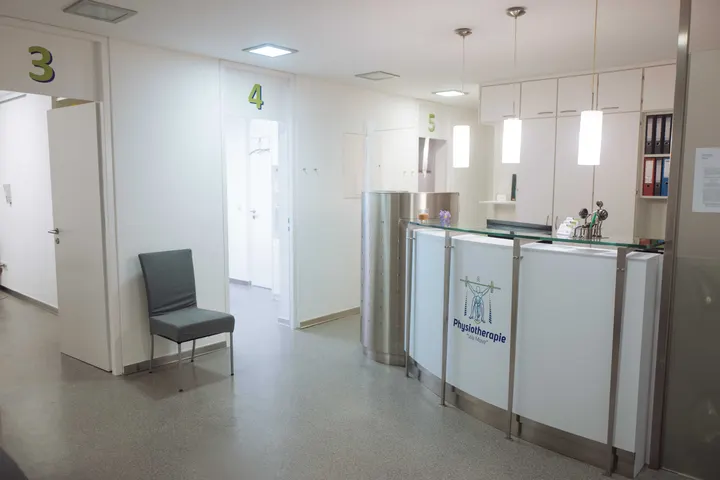 We Move Physiotherapie — PT-Studio in Ohligs-Mitte, Solingen