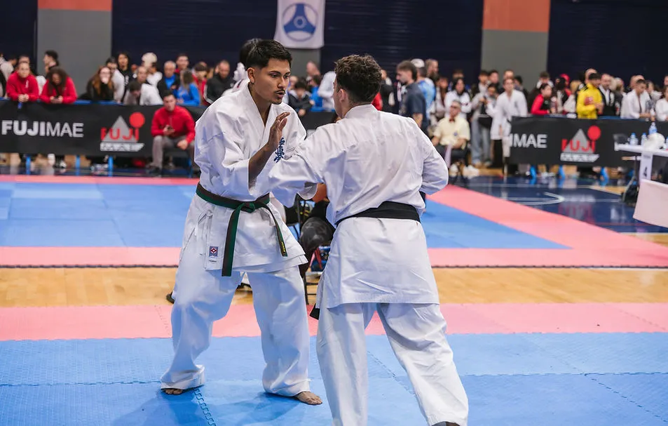 Dojo Seishin Karate Terrassa — kampsport-studio i Sant Pere, Terrassa — bild 2