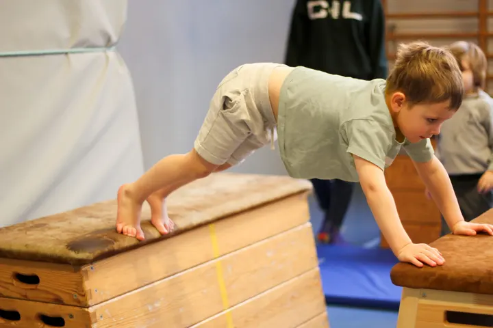 Brommagymnasterna GF — fitness studio-studio i Abrahamsberg, Bromma