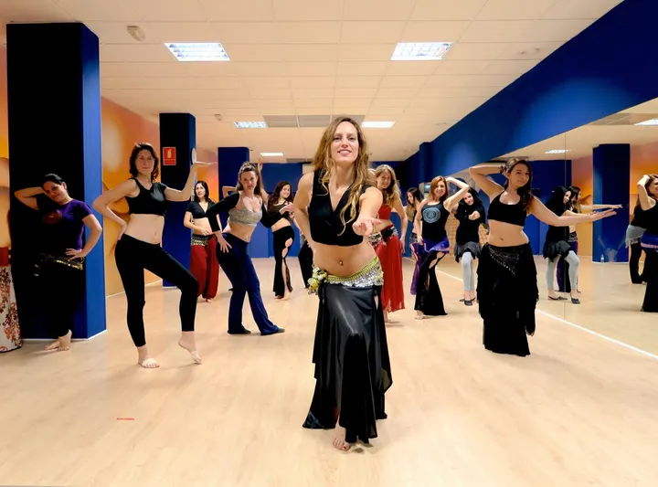 Escuela De Danza Sara Guirado — dance-studio i Safranar, Valencia