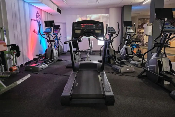 Bodyworld — fitnessstudio in Nürnberg — 4