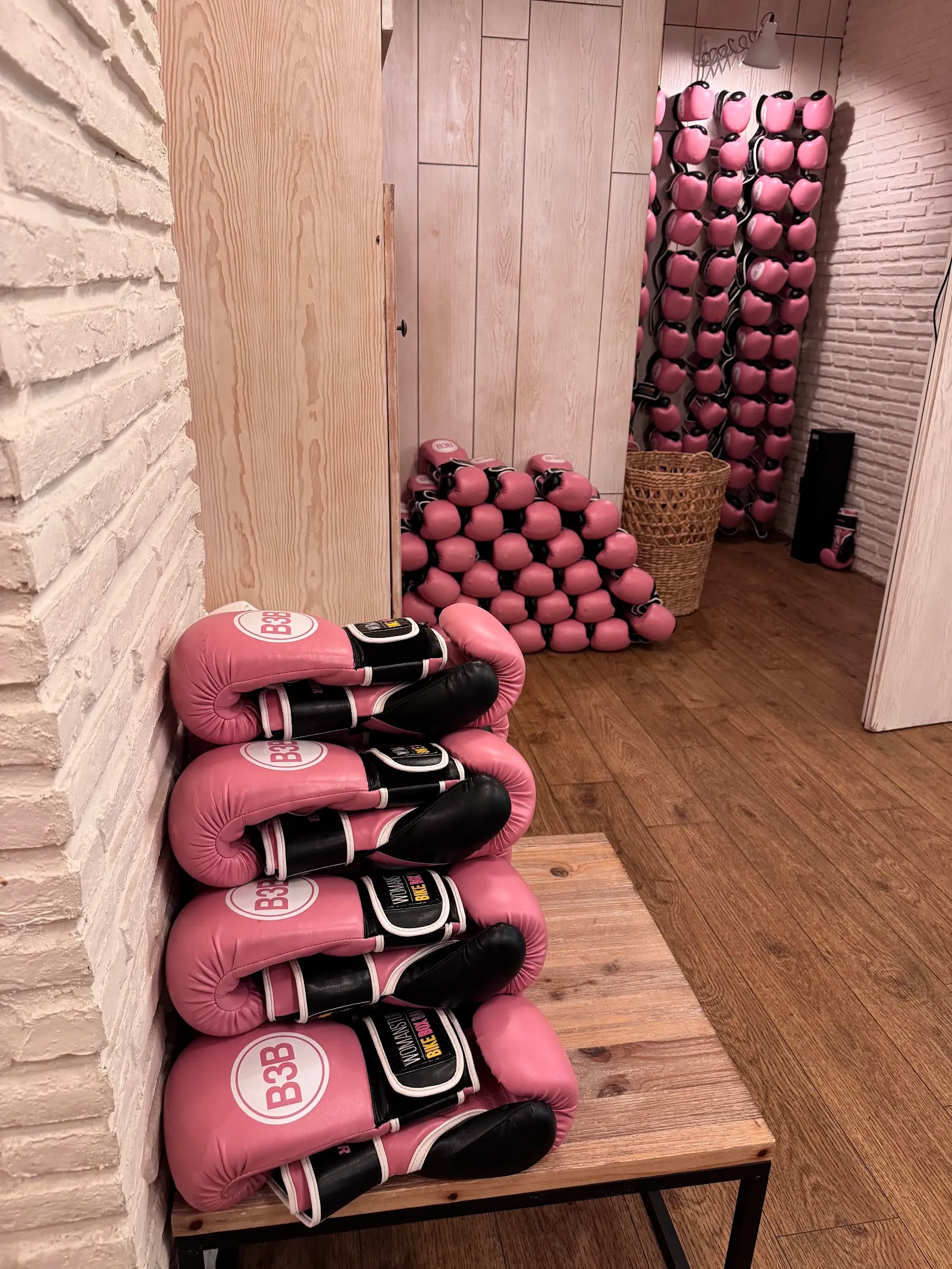 B3b Woman Studio Chamberí — ciclismo-studio en Chamberí, Madrid — 3