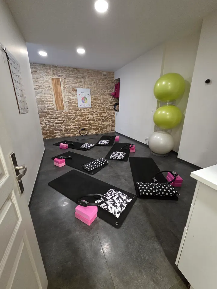Cours Collectifs et Individuels - Ecole du Dos Mail 14 - Pilates Sol et Reformer - Dijon — pilates-studio à Centre-Ville, Dijon — 2