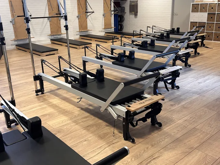 Pilates studio Manon — Pilates in Salderes, Best