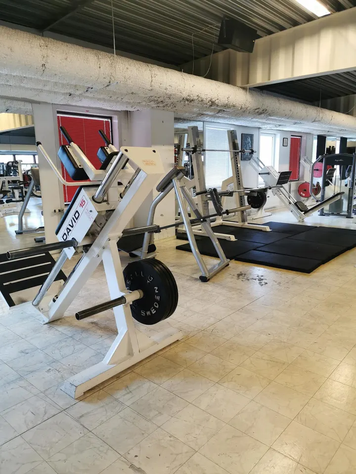 Davids Träningscenter — fitness studio-studio i Storängen, Karlskoga