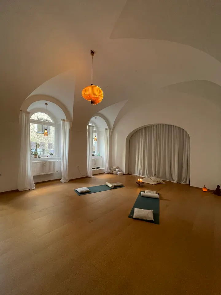 Ashtanga Yoga — yoga-studio in Regensburg — 5
